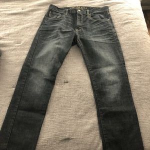 Men’s American Eagle jeans, size 34x32.